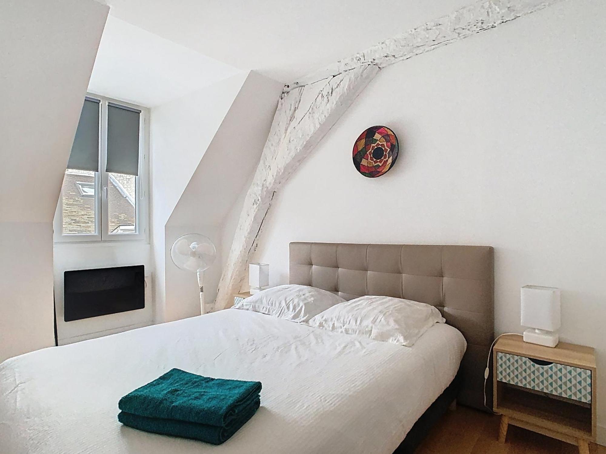 Le Briais Appartement Melun Buitenkant foto